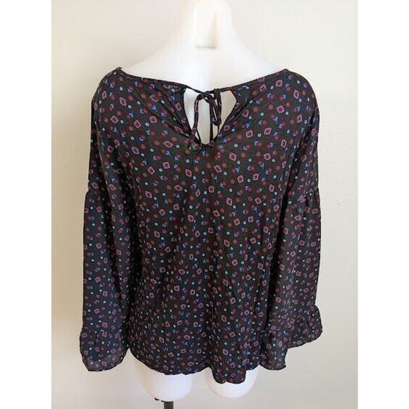 New Loft Small Bell Sleeve Blouse Black Geometric Print Tie Back Crew Neck NWT - Picture 8 of 11